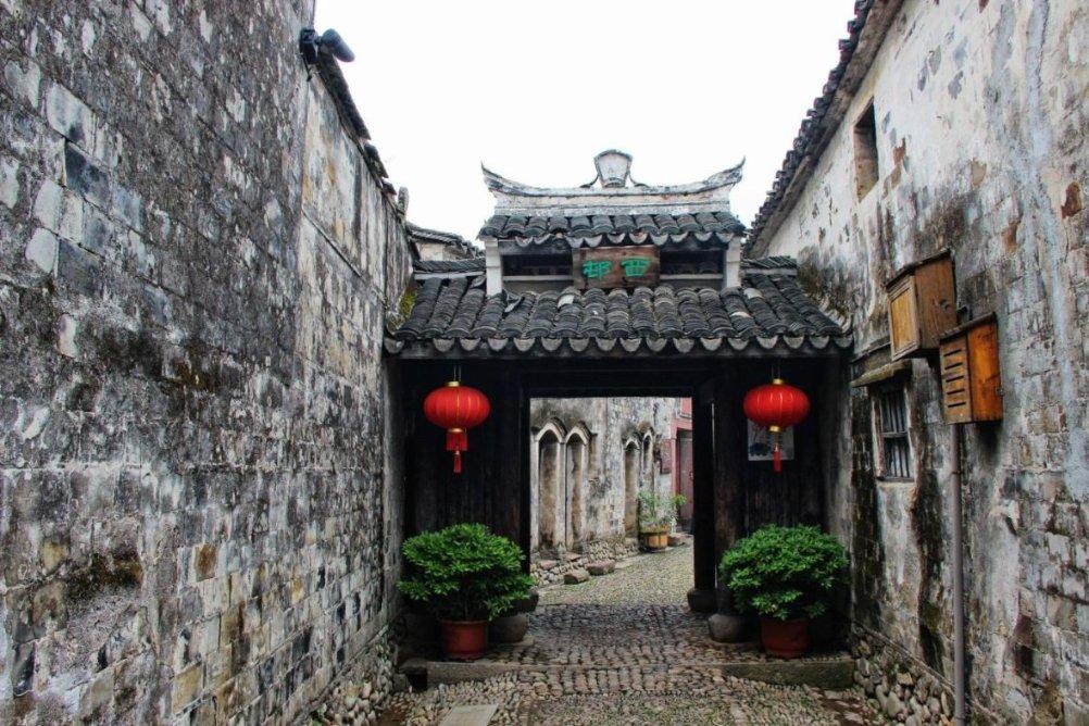 救援蓝色小兔